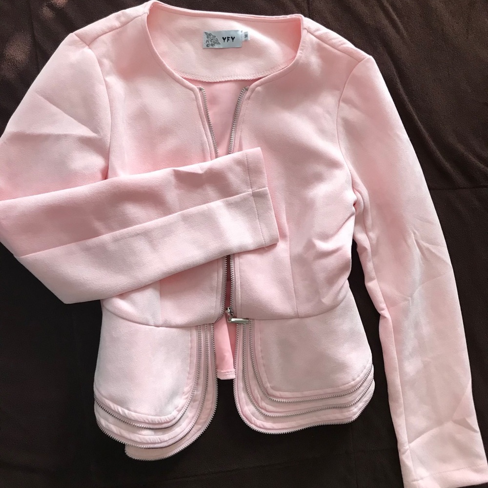 🎁🎁Women pink jacket